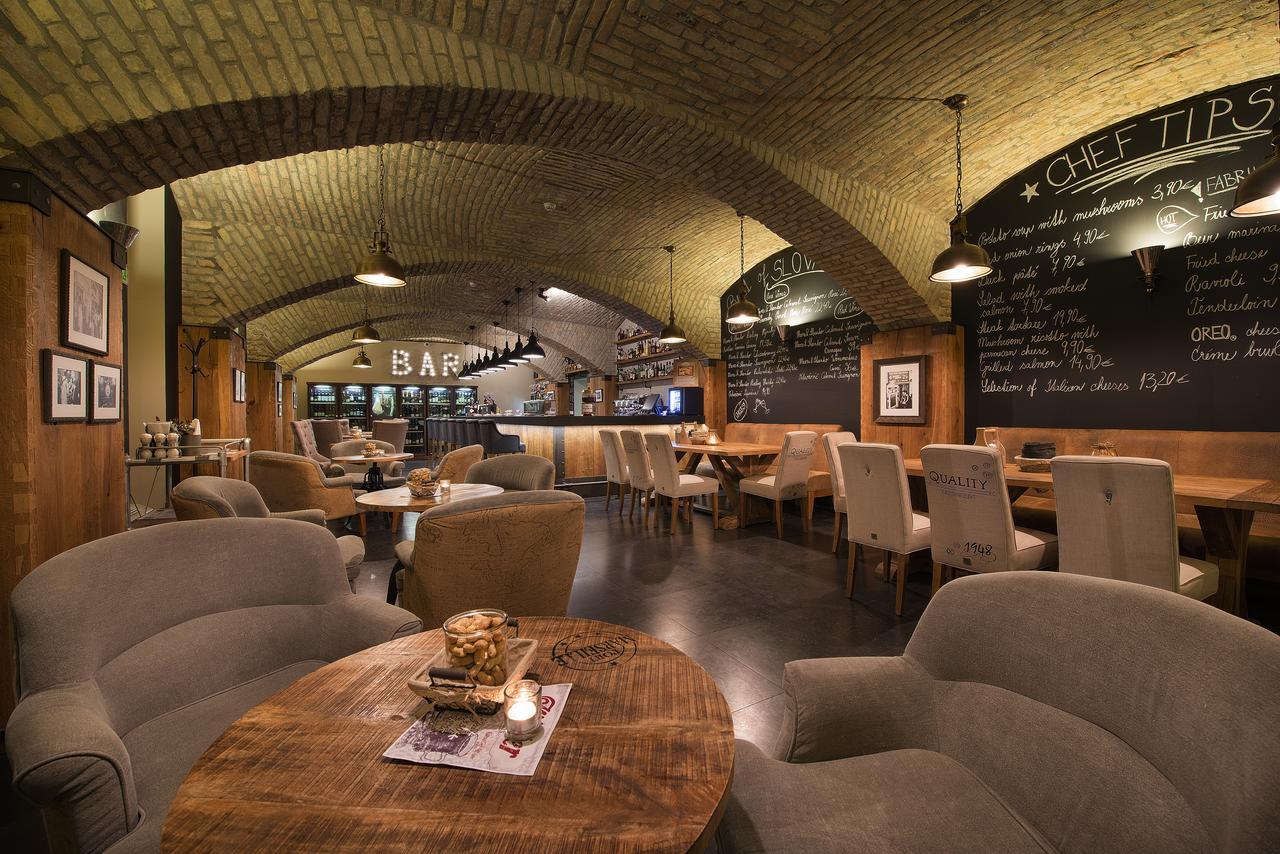 Wilson Palace By Loft Bratislava Esterno foto