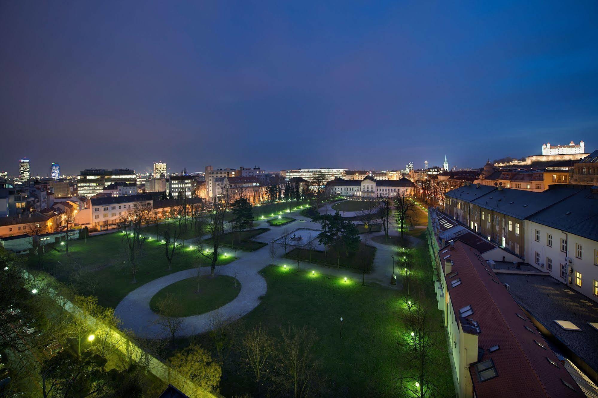 Wilson Palace By Loft Bratislava Esterno foto