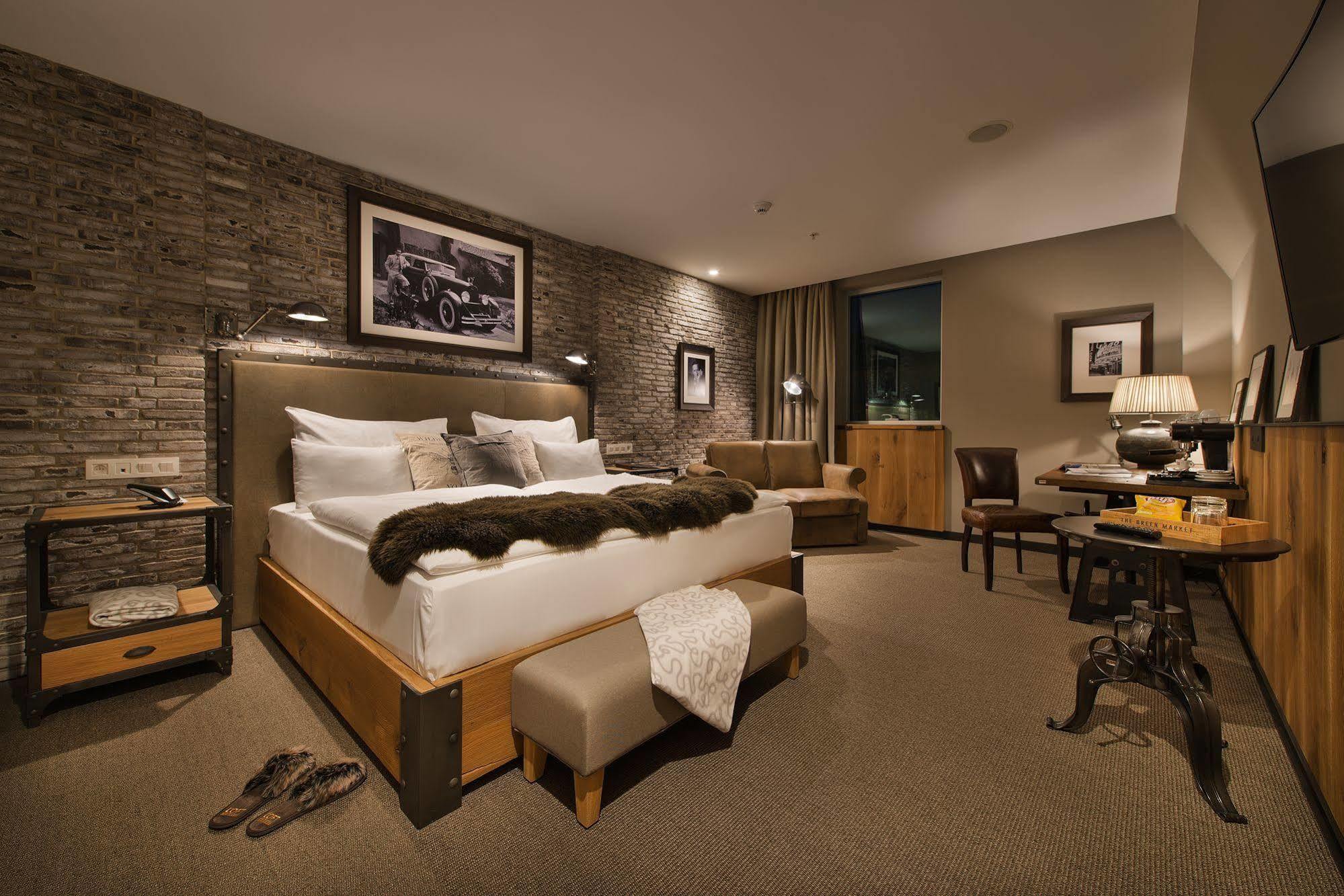 Wilson Palace By Loft Bratislava Esterno foto
